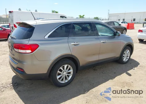 2016 Kia Sorento 2.4L Lx z USA, uszkodzony, nr VIN 5XYPGDA3XGG082589